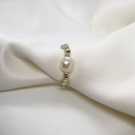 Ring sølv og ferskvannsperle