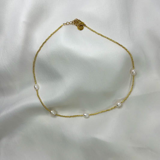 Halskjede Andrea gullkjede perlekjede