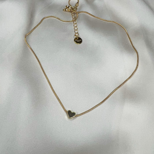 Halskjede - hjertesmykke gull