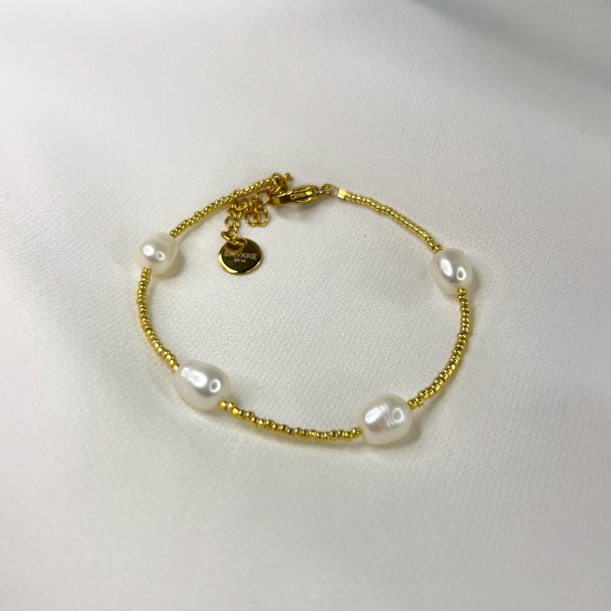 Armbånd Andrea i gull med ferskvannsperler