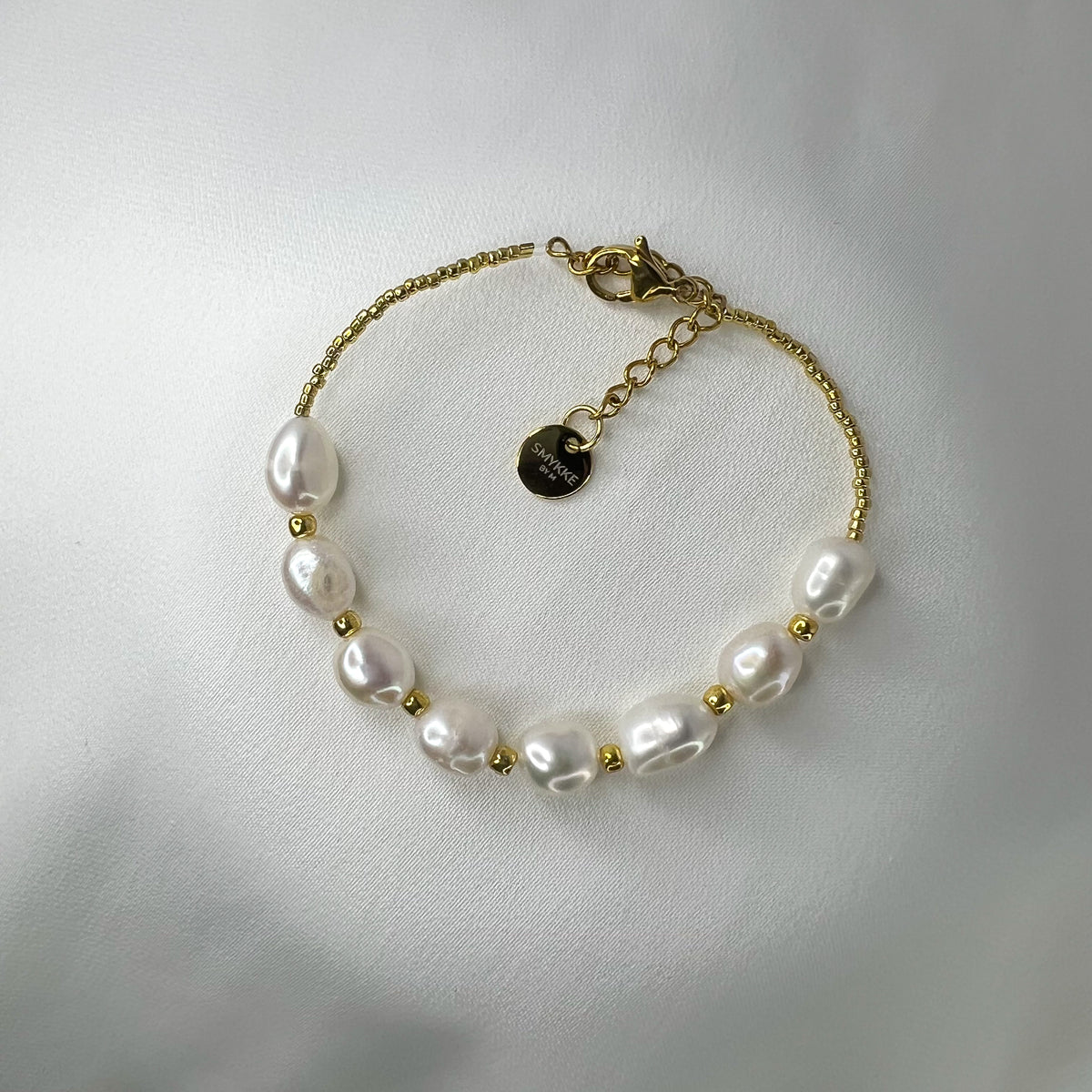 Armbånd Marthe i gull med ferskvannsperler