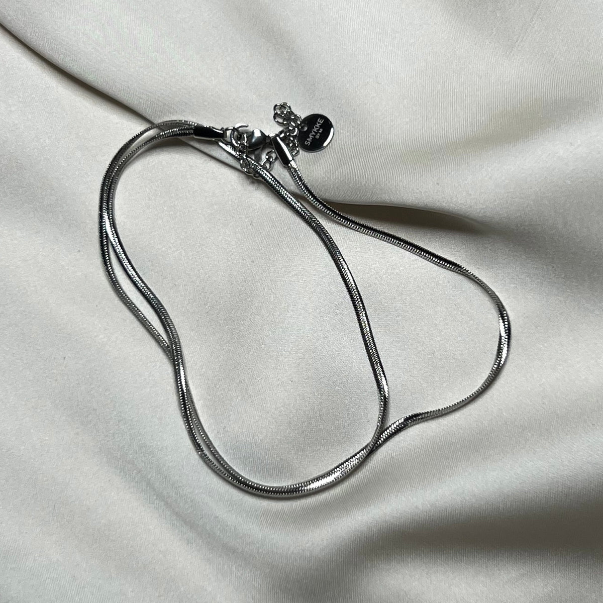 Halskjede snake chain sølv 2 mm, sammenrullet